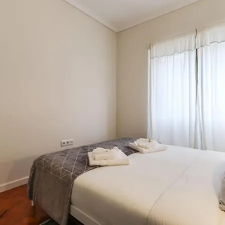 Portucale ! Ajuda Delight *