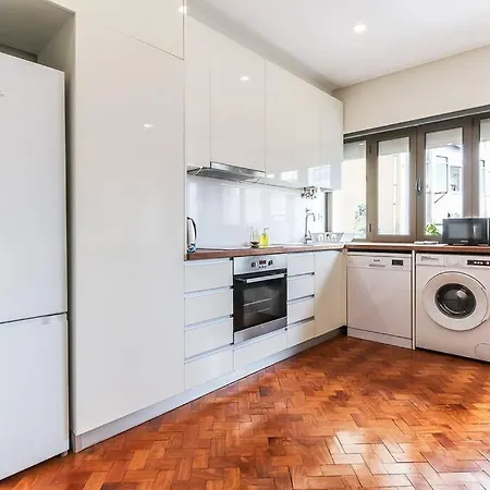 Portucale ! Ajuda Delight