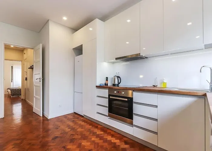 Portucale ! Ajuda Delight Lisbon