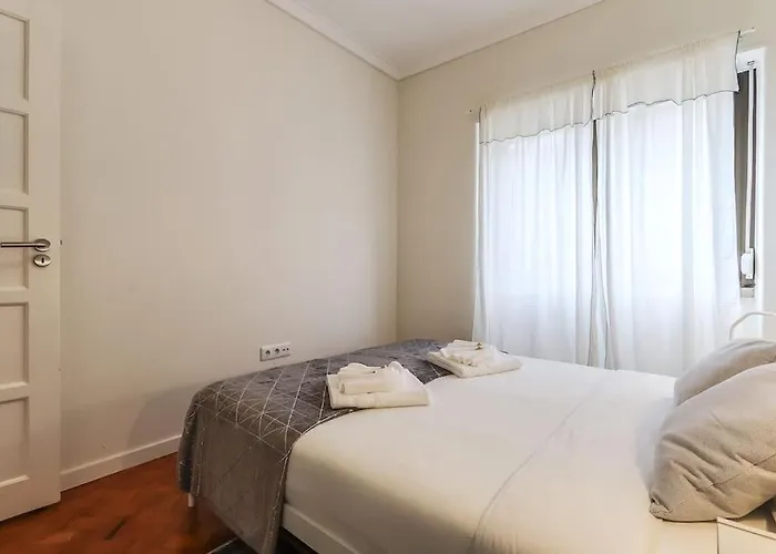 Portucale ! Ajuda Delight *