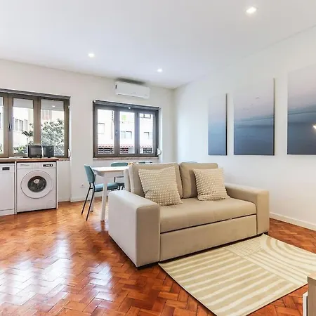 Portucale ! Ajuda Delight ליסבון